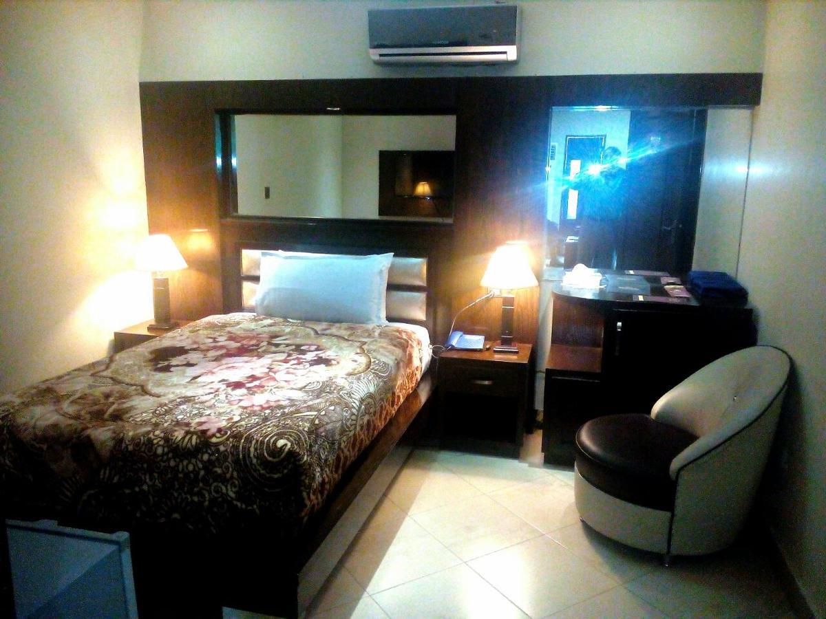 Bling Hotel International Μουλτάν Εξωτερικό φωτογραφία