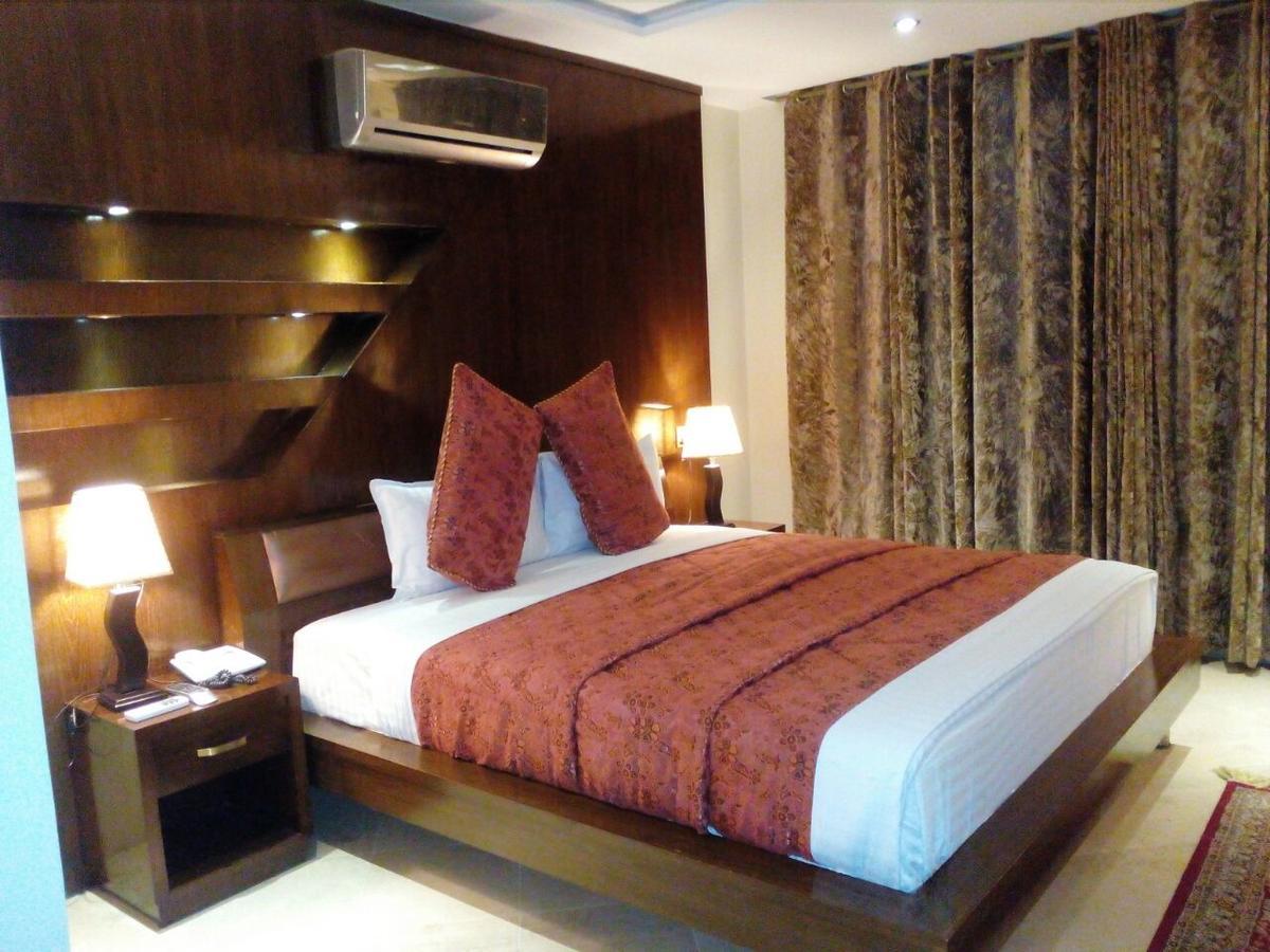 Bling Hotel International Μουλτάν Εξωτερικό φωτογραφία