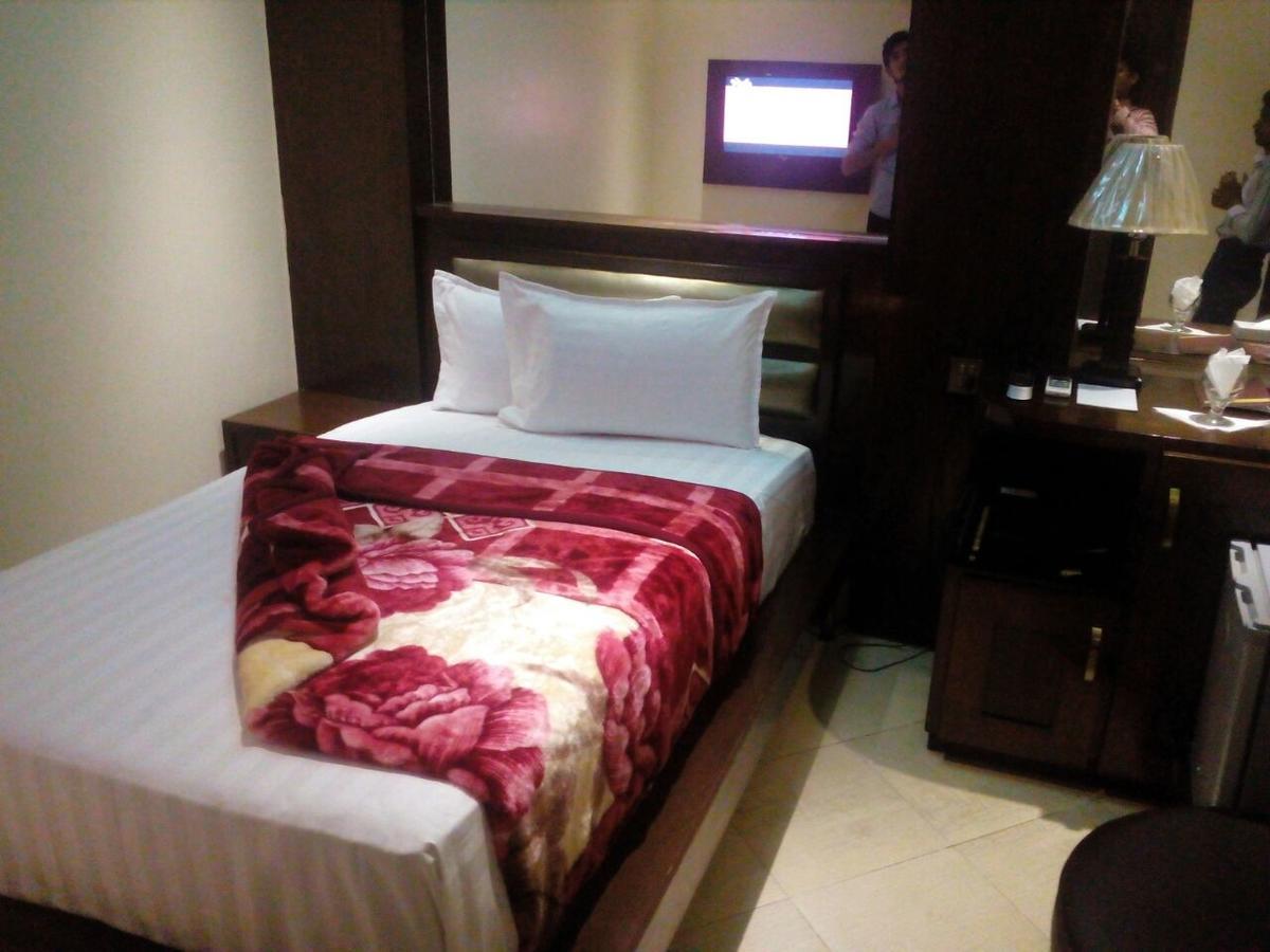 Bling Hotel International Μουλτάν Εξωτερικό φωτογραφία