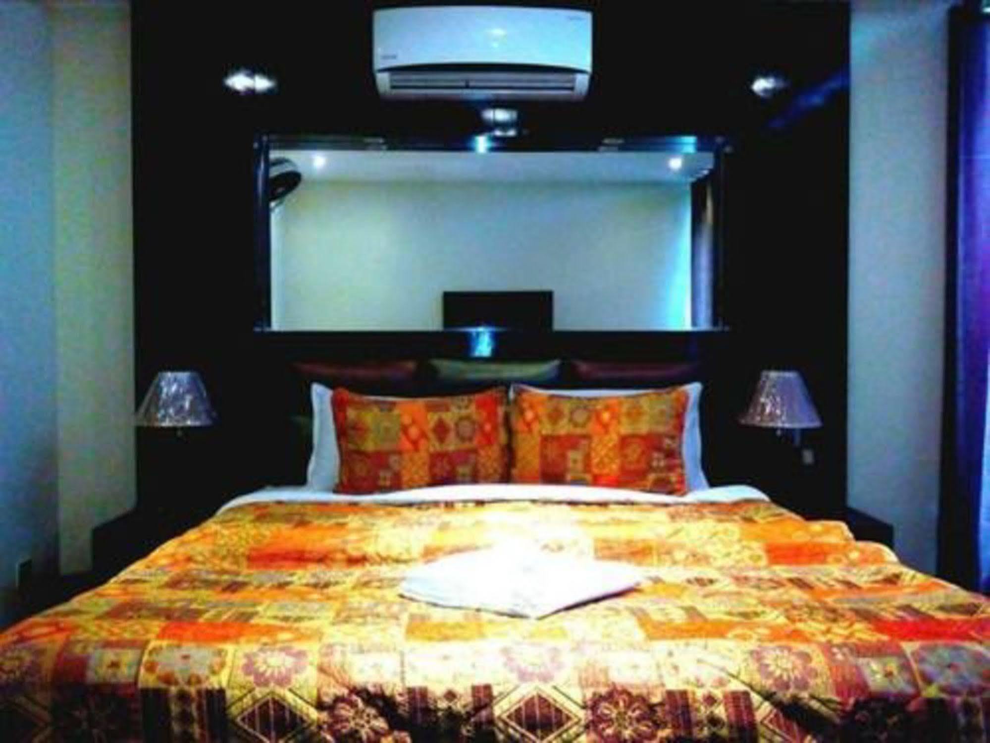 Bling Hotel International Μουλτάν Εξωτερικό φωτογραφία